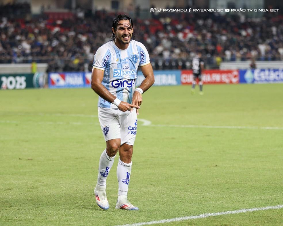 Benitez marca o gol do empate no clássico entre Paysandu e Remo