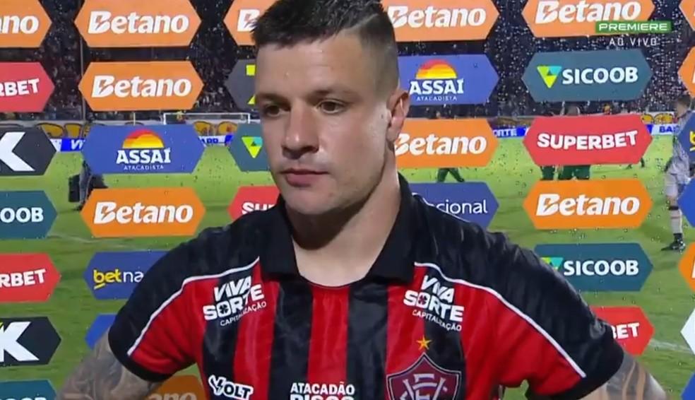 Renato Kayzer desabafa em entrevista na saída de campo após Vitória 2 x 2 Juventude