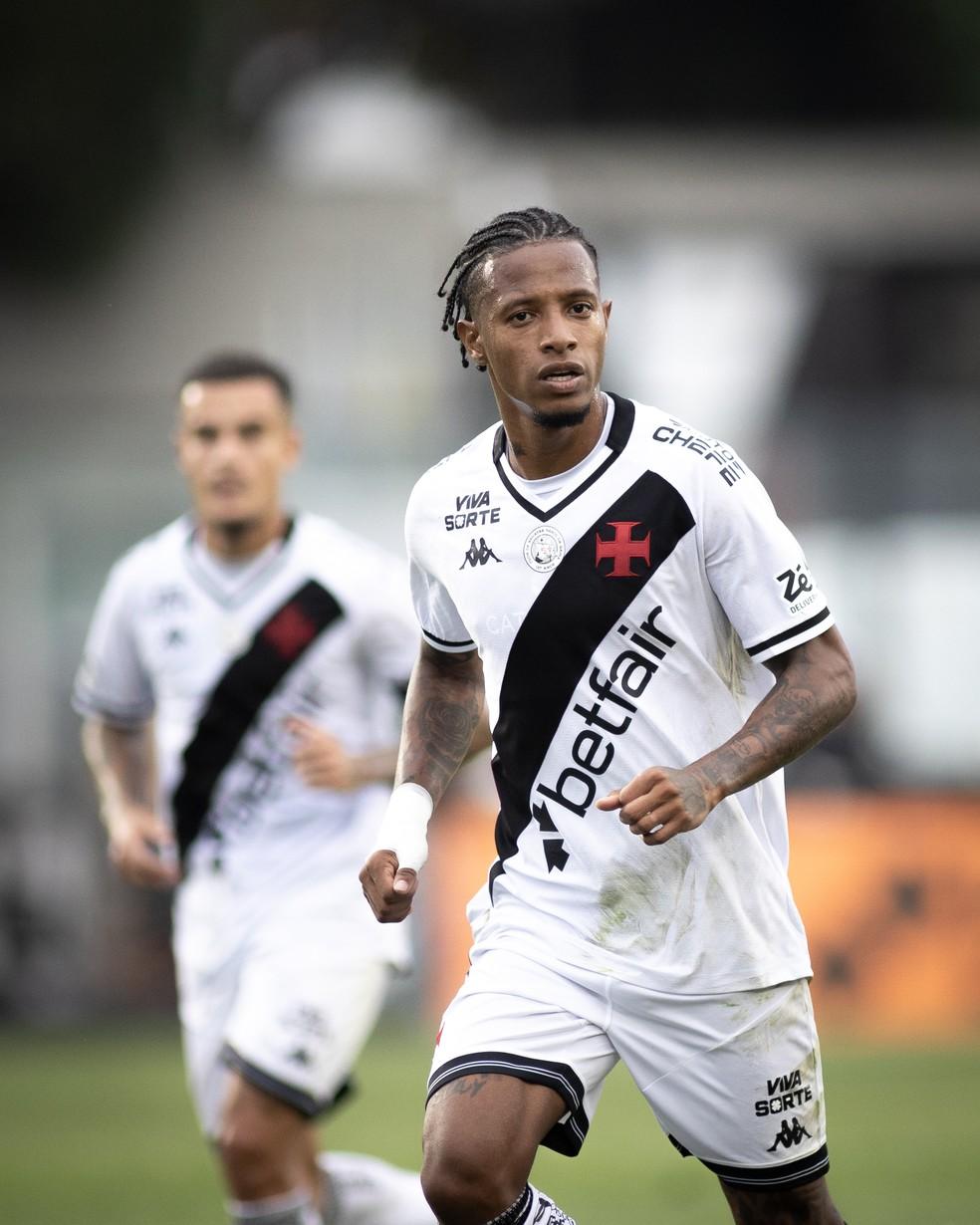 Tchê Tchê em ação em Vasco x Corinthians