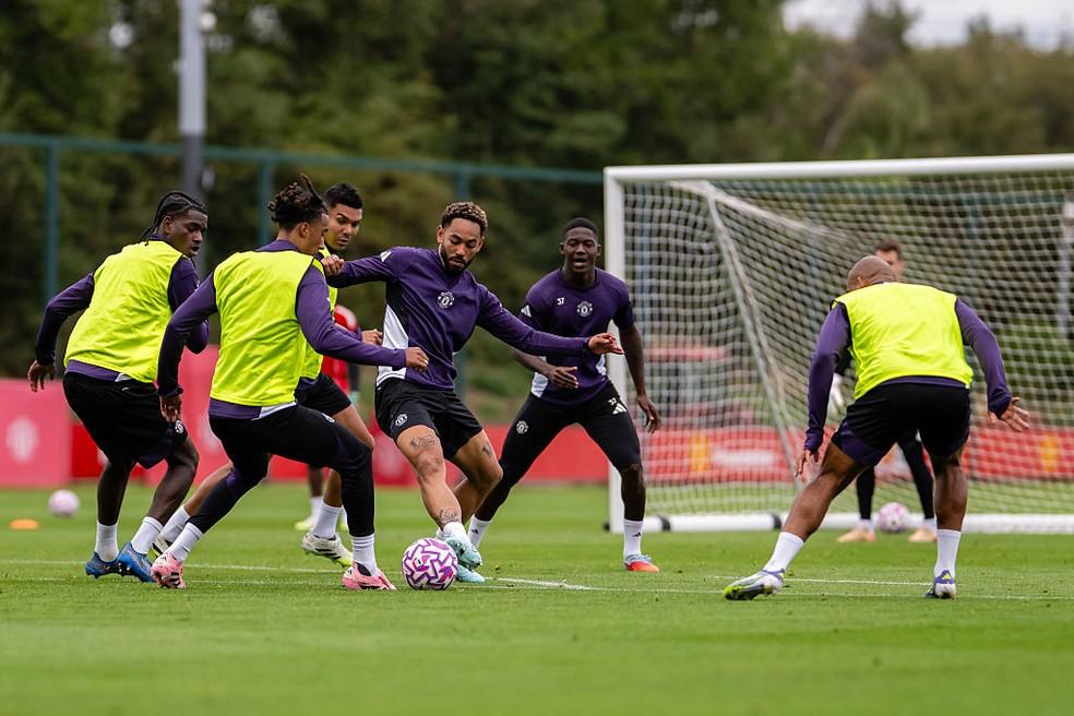 Manchester United de Matheus Cunha e Casemiro enfrenta o Fulham pela Premier League