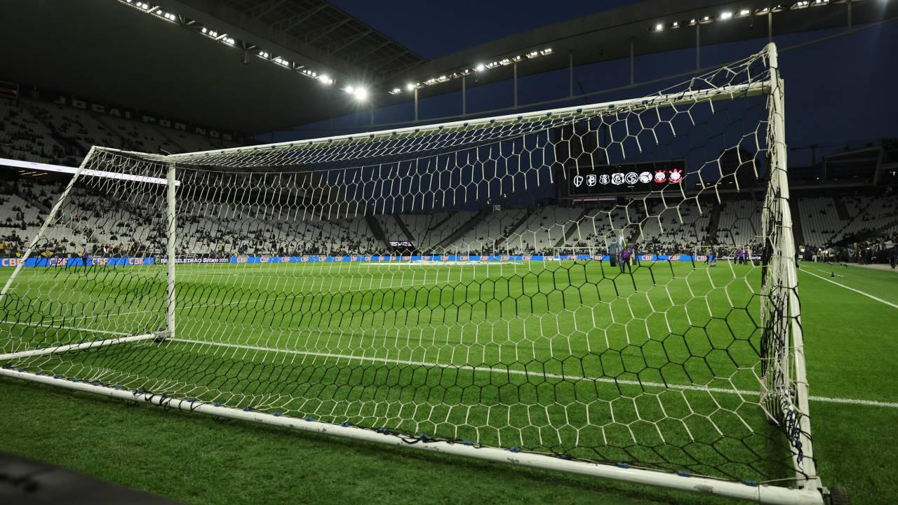 Vista geral do campo da Neo Química Arena antes do jogo entre Corinthians e Bragantino