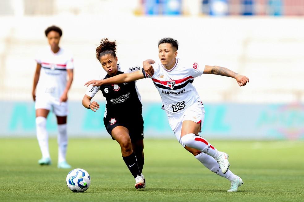 São Paulo x Corinthians na ida do Brasileirão Feminino