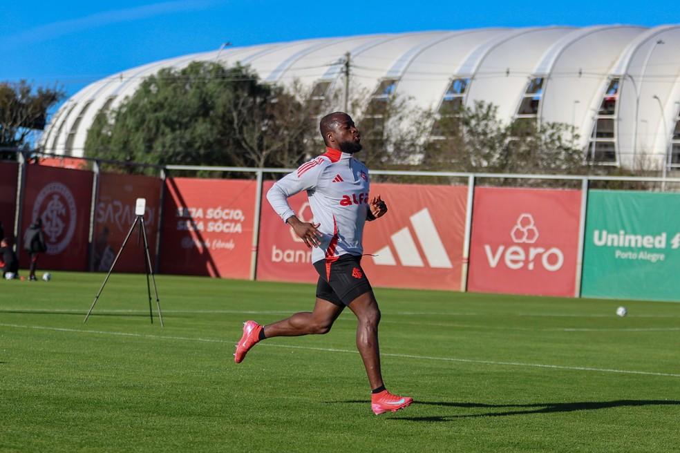 Valencia tenta recuperar prestígio no Inter