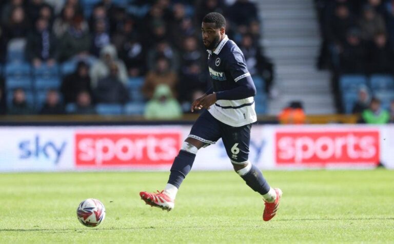 Impacto da Saída de Japhet Tanganga em Confronto Entre Millwall e Wrexham