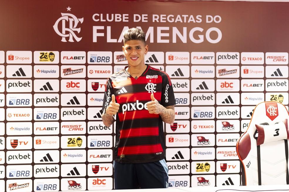 Carrascal em sua apresentação no Flamengo