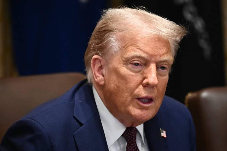 Donald Trump em reunião