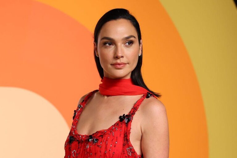 Gal Gadot comenta sobre o fracasso de ‘Branca de Neve’ e os desafios enfrentados em Hollywood