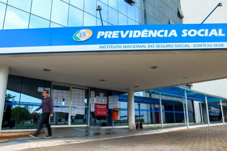 INSS suspende contrato com Agibank por violações na prestação de serviços