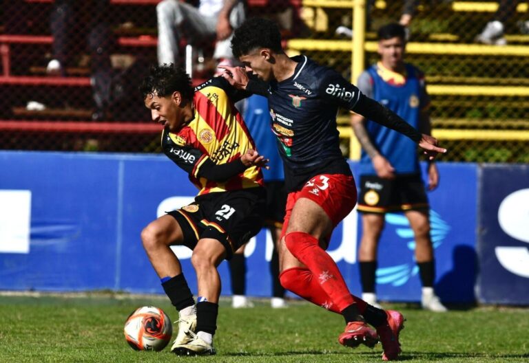 Empate emocionante entre Boston River e Progreso no Torneio Clausura