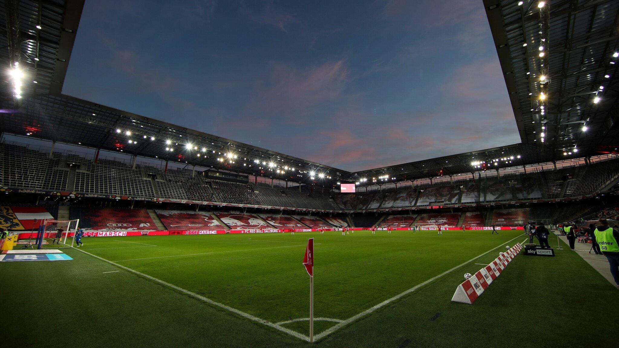 Torcedores na Bullen-Arena