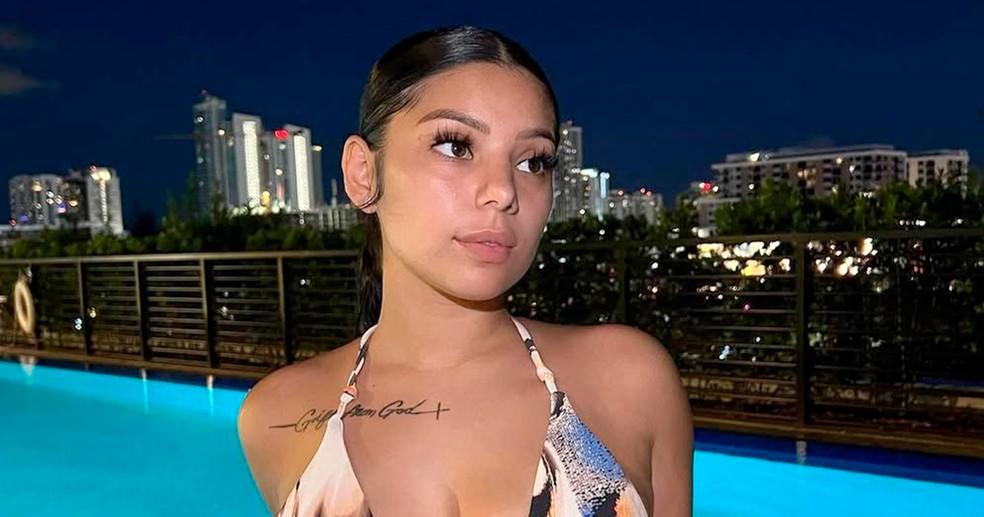 A estrela de filmes adultos Lina Bina