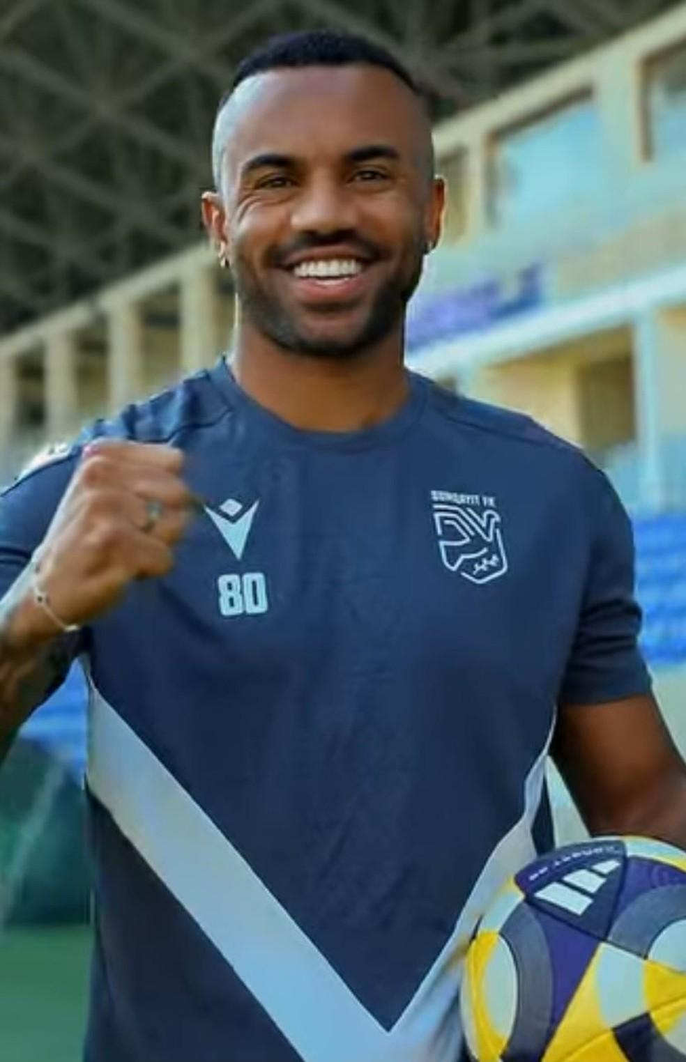 Keffel está de casa nova