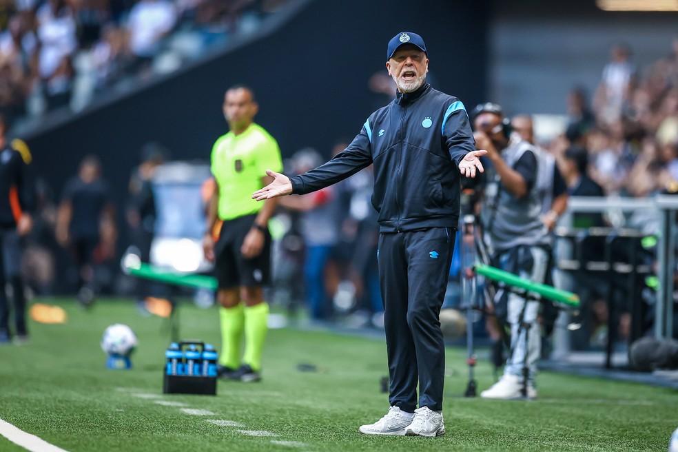 Mano Menezes em Atlético-MG x Grêmio