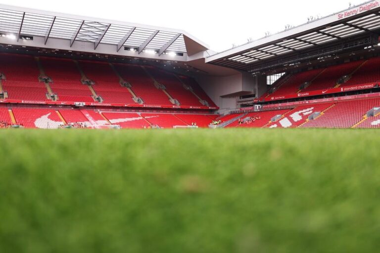 Liverpool e Arsenal se Enfrentam em Grande Clássico da Premier League