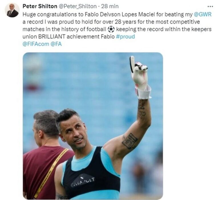 Peter Shilton homenageia Fábio após recorde histórico de jogos