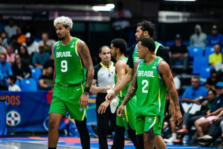 Brasil perde para os EUA e dá adeus à invencibilidade na Copa América de Basquete