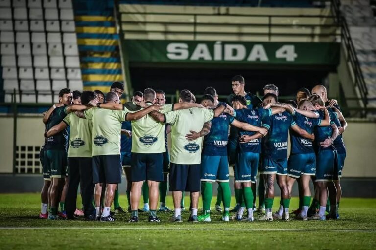 Floresta Enfrenta São Bernardo em Jogo Crucial para Permanecer na Série C