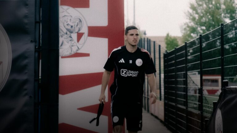 Ajax Inicia Preparativos para a Temporada 2025/2026 com Nova Contratação