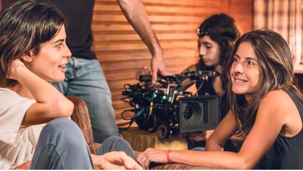 Julia Dalavia e Joana Jabace nos bastidores de Dias Perfeitos