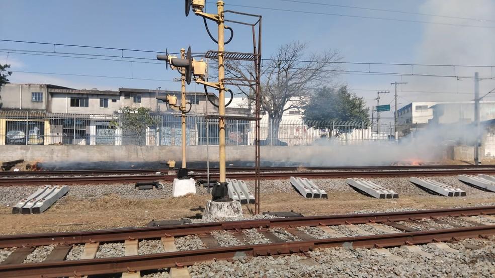 Incêndio na caixa de sinalização da linha 12 da CPTM