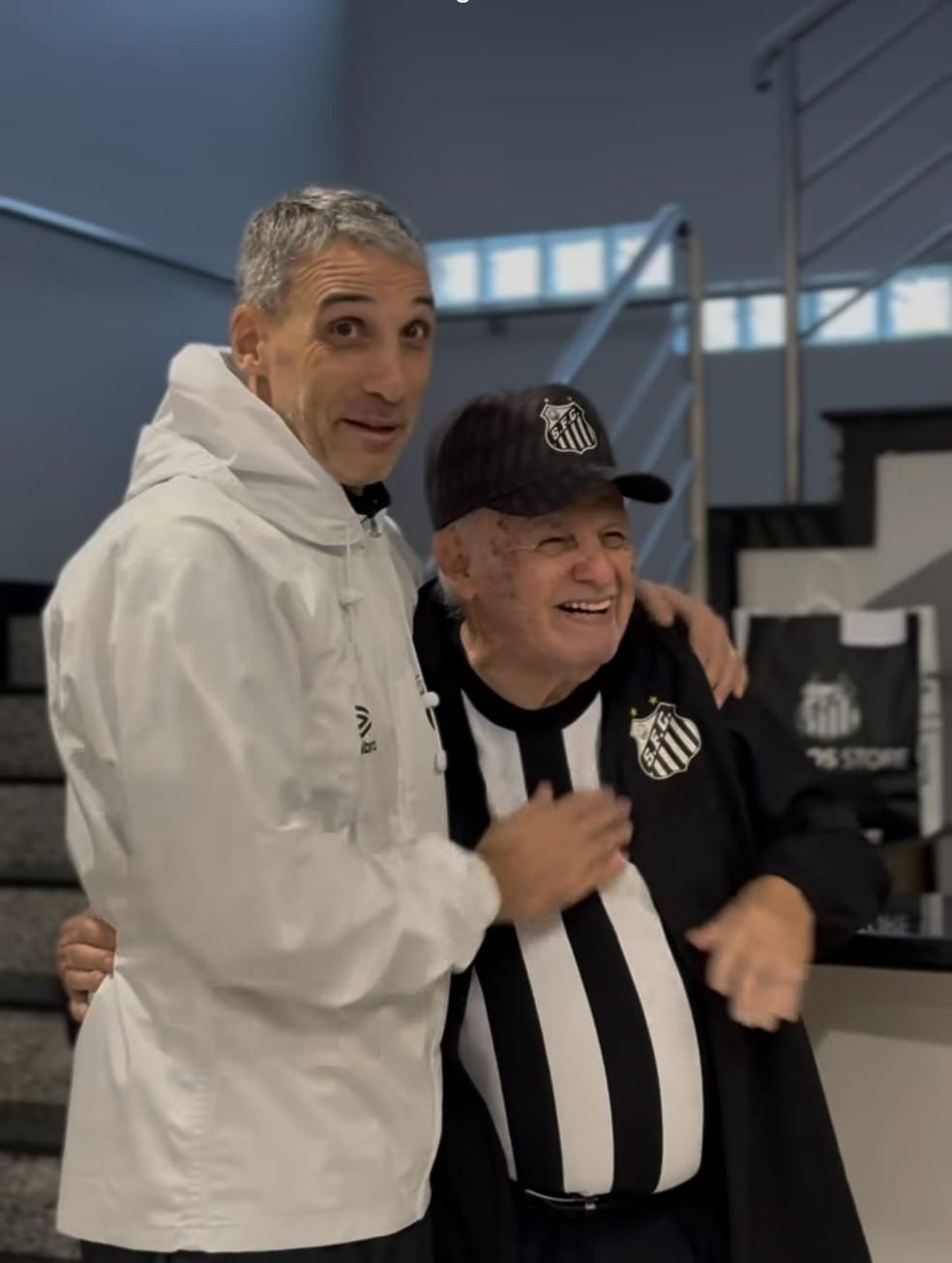 Vojvoda se encontrou com Pepe no CT do Santos