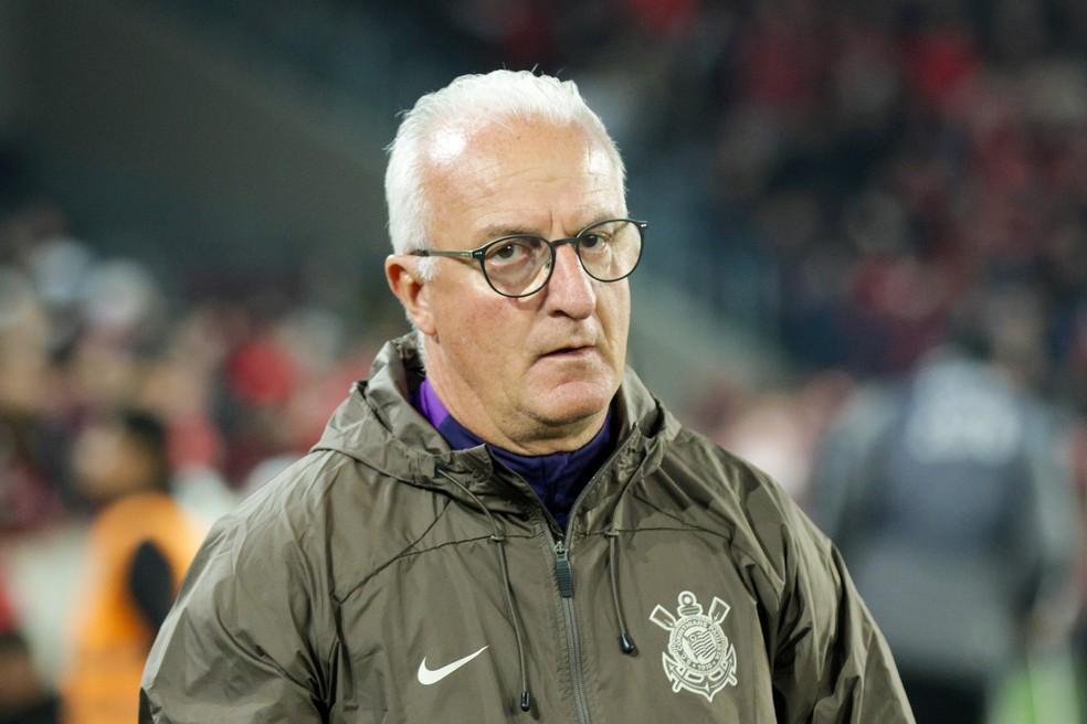 Dorival Júnior em Athletico x Corinthians