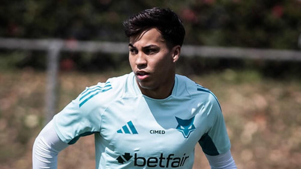 Kaio Jorge durante treino do Cruzeiro.