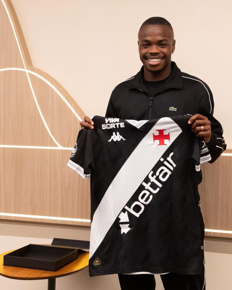 Andrés Gómez chega ao Vasco e estreia é aguardada com expectativa