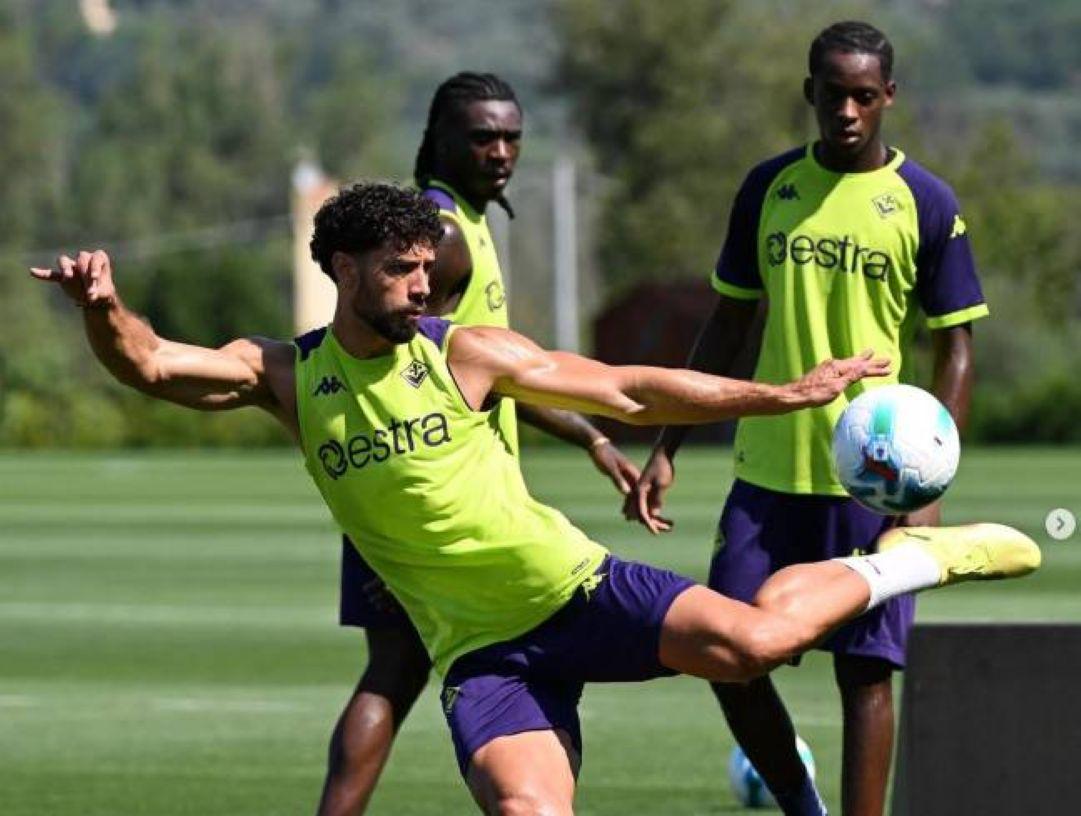 Pablo Marí em treino da Fiorentina