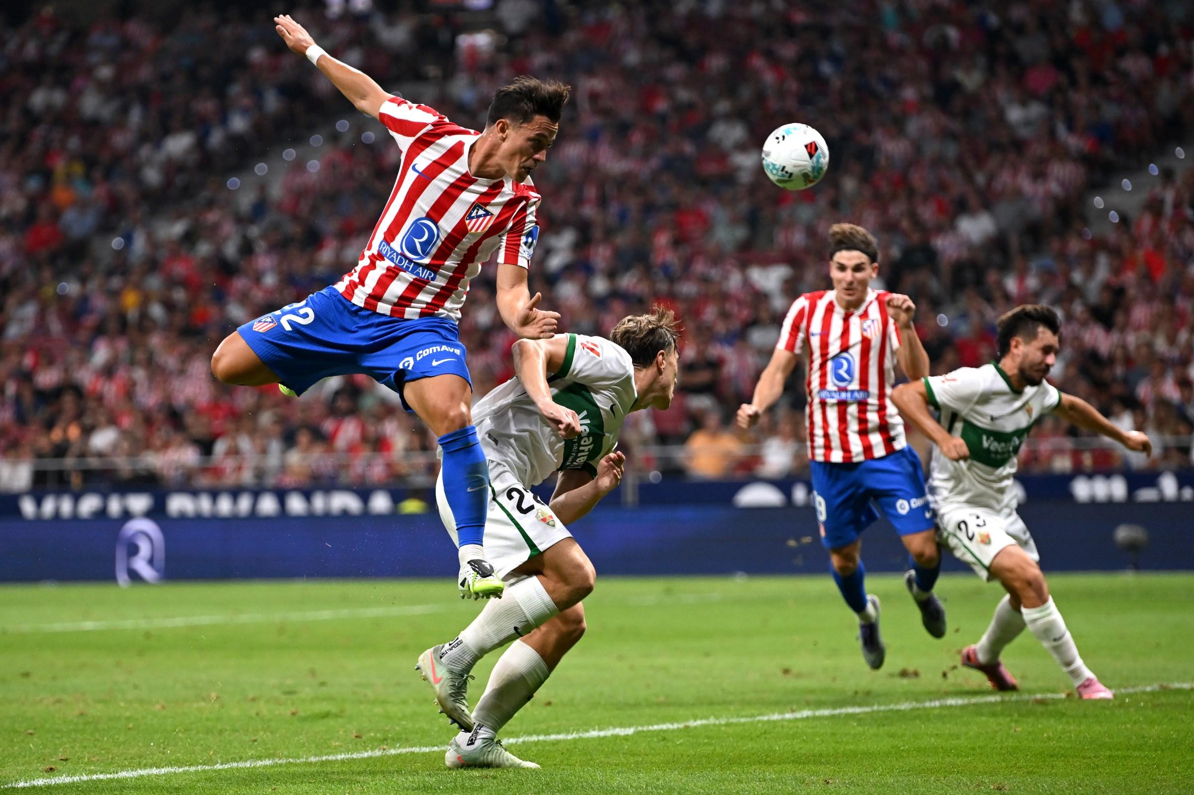 Giuliano Simeone reagindo durante o jogo