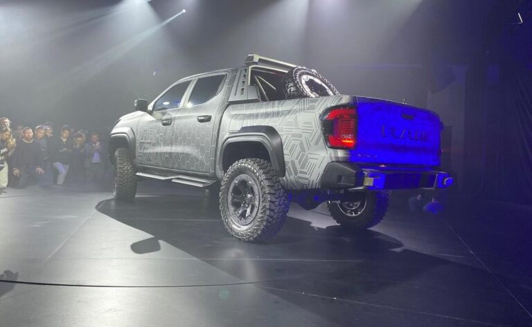 Ram Dakota é lançada como concorrente direta de picapes populares no Brasil