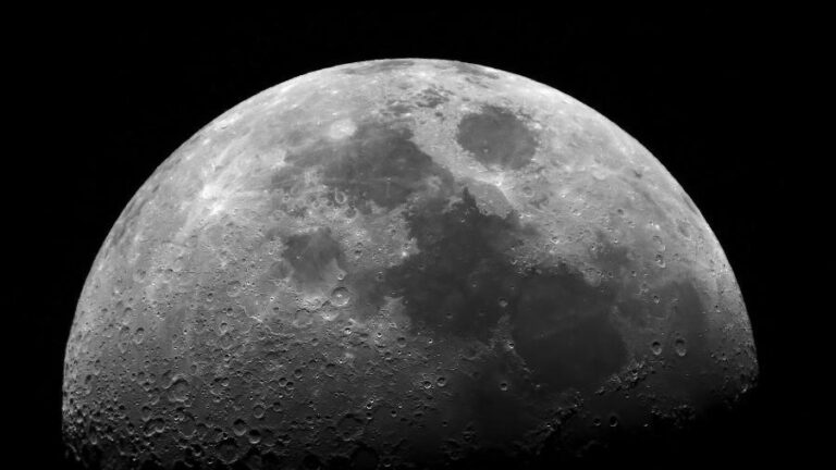 Lua Crescente se despede: Fases e Curiosidades do Calendário Lunar de Agosto de 2025