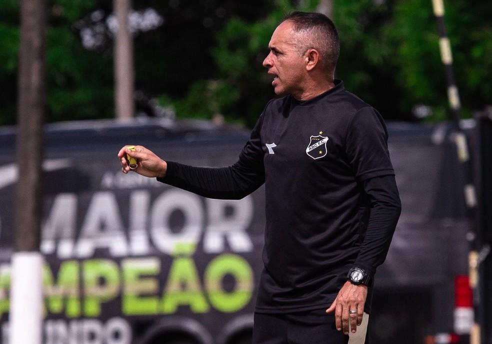 Jonydei Tostão comanda o ABC em busca de milagre