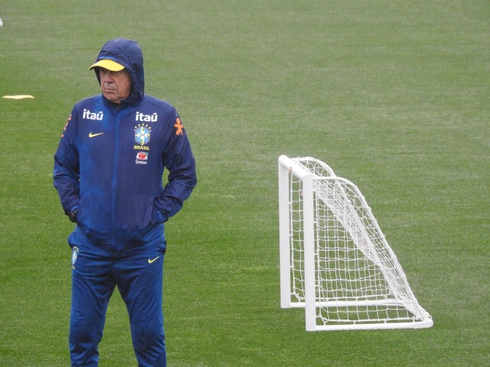 Carlo Ancelotti, técnico da Seleção, em treino na Granja Comary