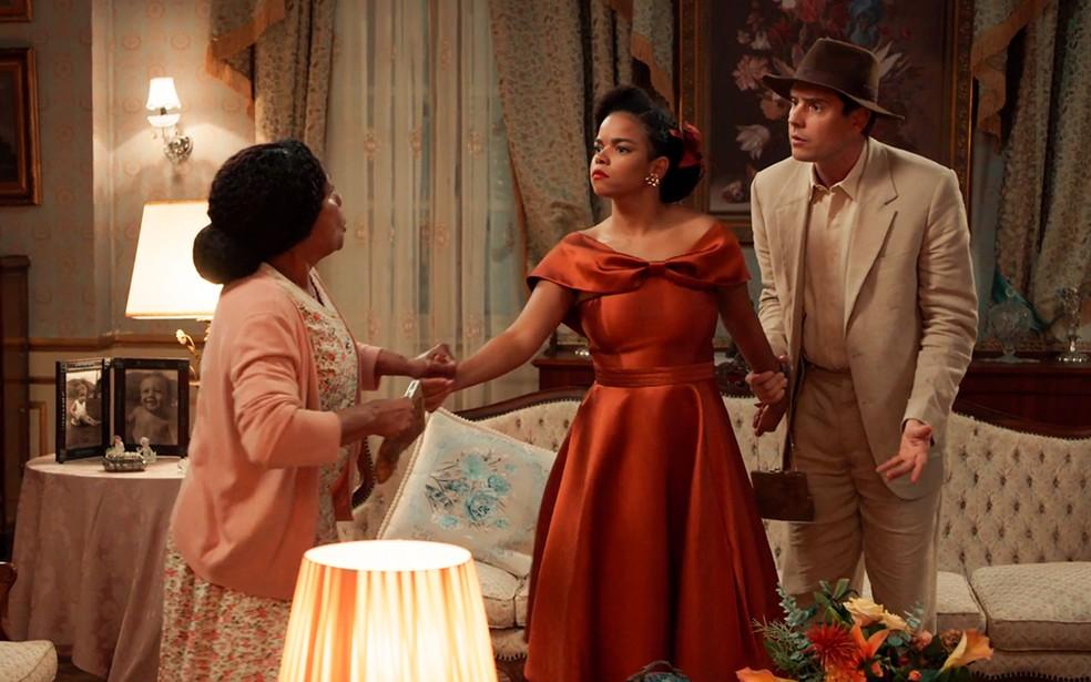 Manoela manda Dita para casa em Êta Mundo Melhor!