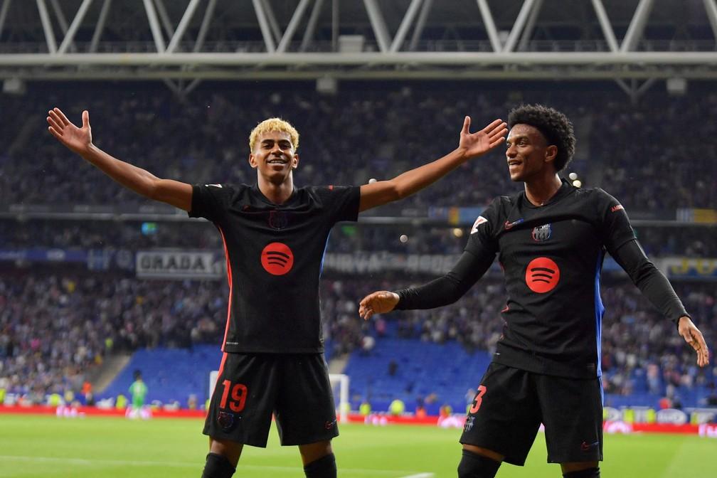 Yamal em ação pelo Barcelona