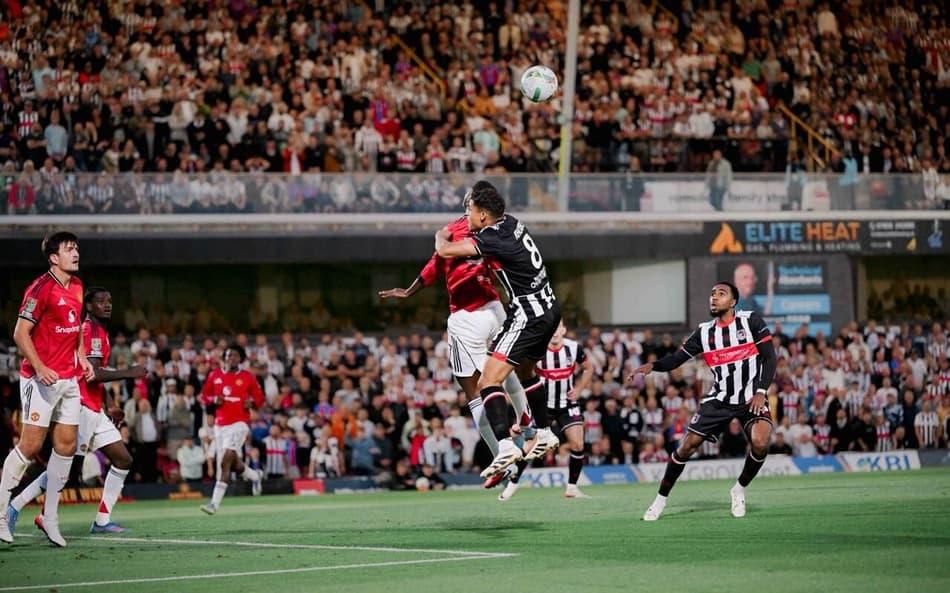 O Grimsby Town eliminou o Manchester United da Copa da Liga Inglesa