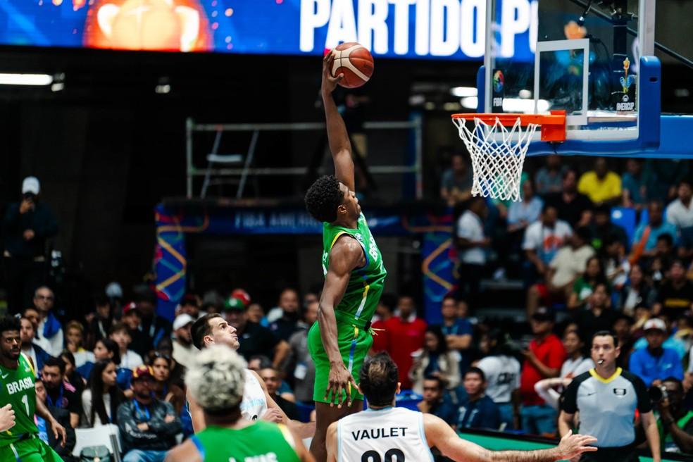 Brasil x Argentina - final da Copa América de Basquete