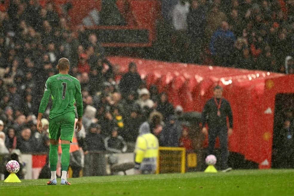 Sánchez expulso — Foto: Oli SCARFF / AFP