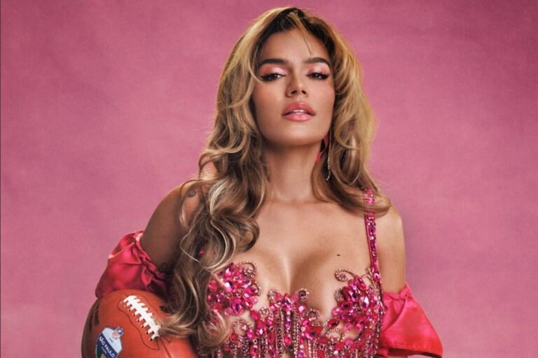 Karol G fará show de intervalo no jogo da NFL em São Paulo