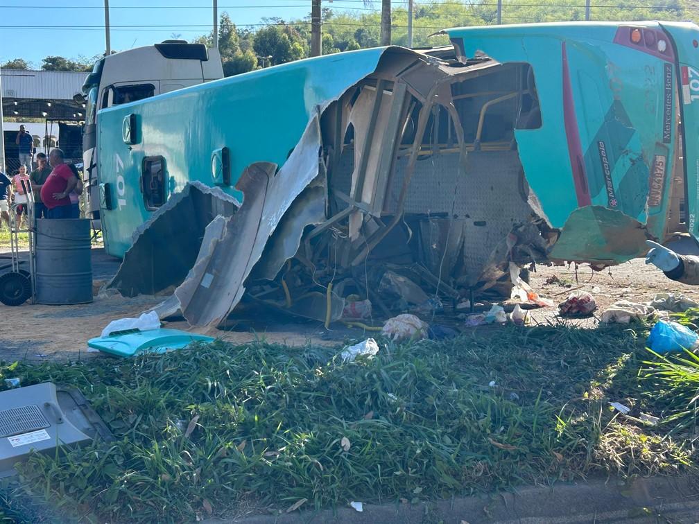 Acidente na BR-040, em Juiz de Fora