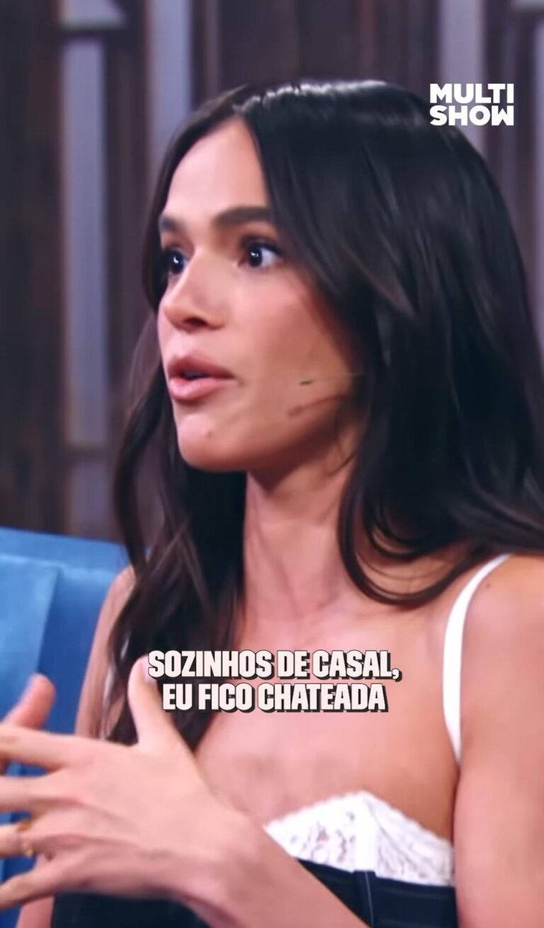 Bruna Marquezine conta história divertida sobre seus relacionamentos e um flagra inusitado