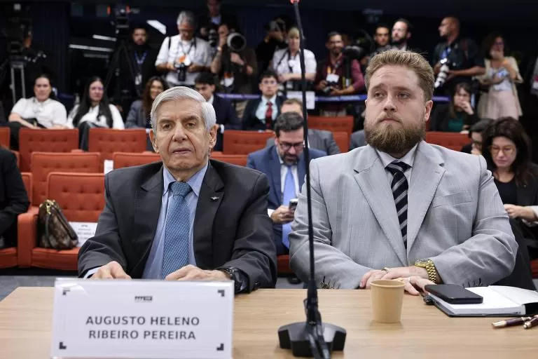 Defesa de Augusto Heleno no STF: advogado questiona atuação de Moraes e pede anulação do processo