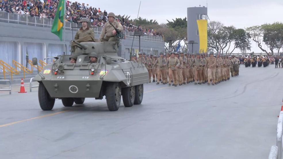 Desfile de 7 de setembro no Sambódromo do Anhembi, Zona Norte de São Paulo.