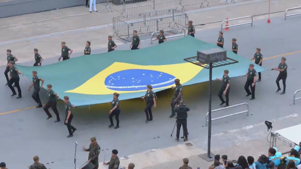 Desfile de 7 de setembro no Sambódromo do Anhembi, Zona Norte de São Paulo.
