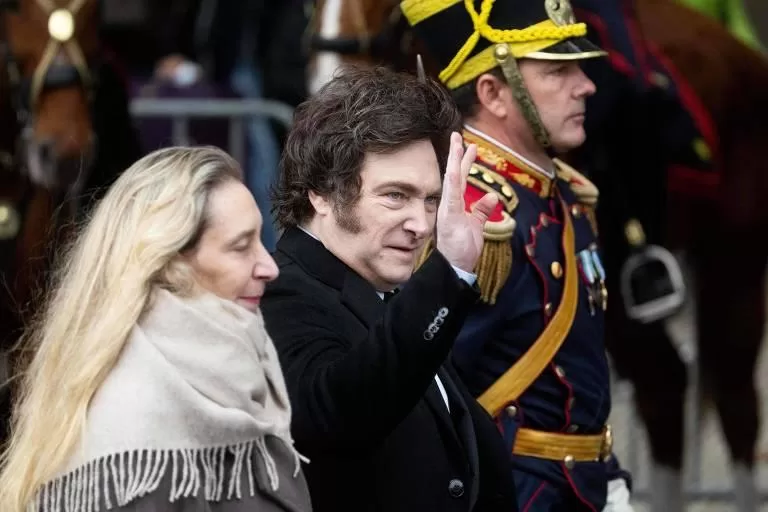 Escândalo de Corrupção em Argentina: Justiça Proíbe Divulgação de Áudios de Karina Milei