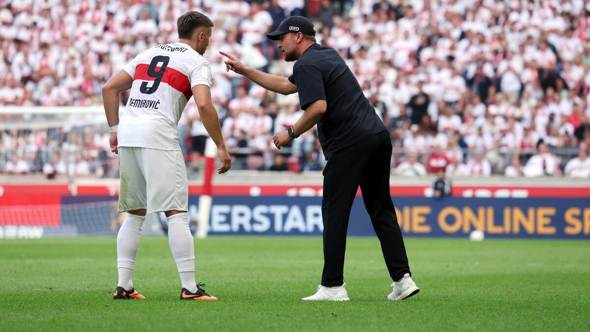 Der VfB Stuttgart empfangt am Freitagabend den FC St. Pauli