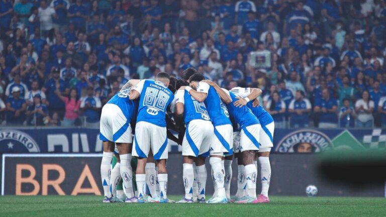 Clássico Mineiro: Cruzeiro e Atlético se Enfrentam com Ingressos Esgotados