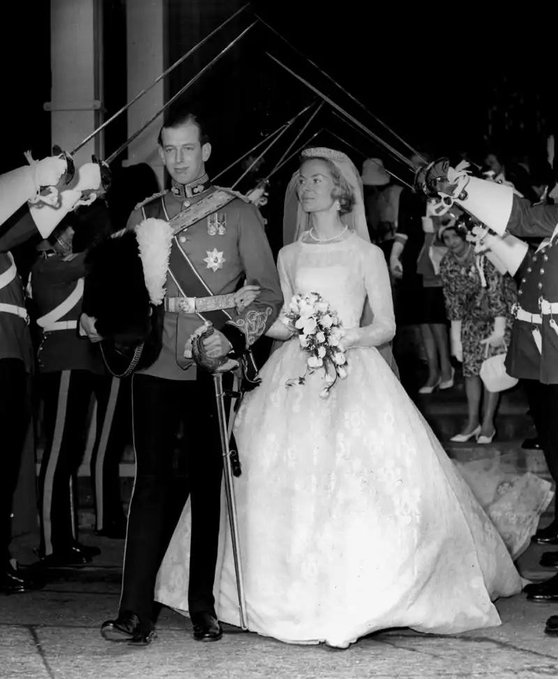 Os duques de Kent no dia do seu casamento.