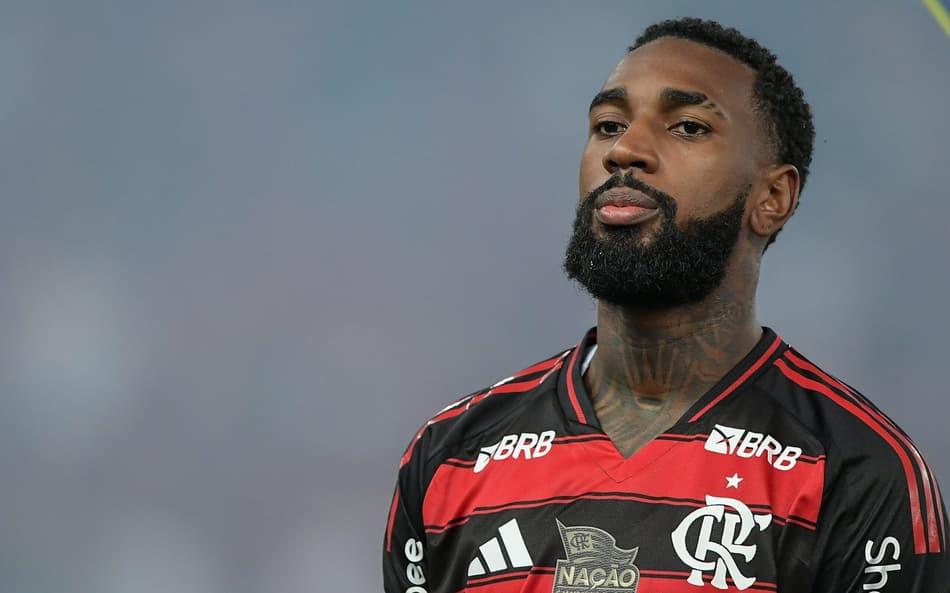 Gerson em ação pelo Flamengo